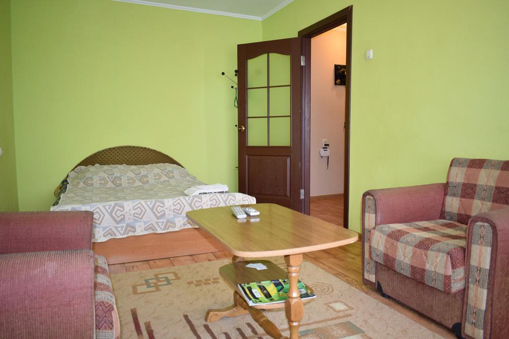 Apartment On Vasylya Chervoniya 67 Rivne Kültér fotó